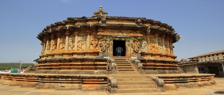 vidyashankara-temple.webp